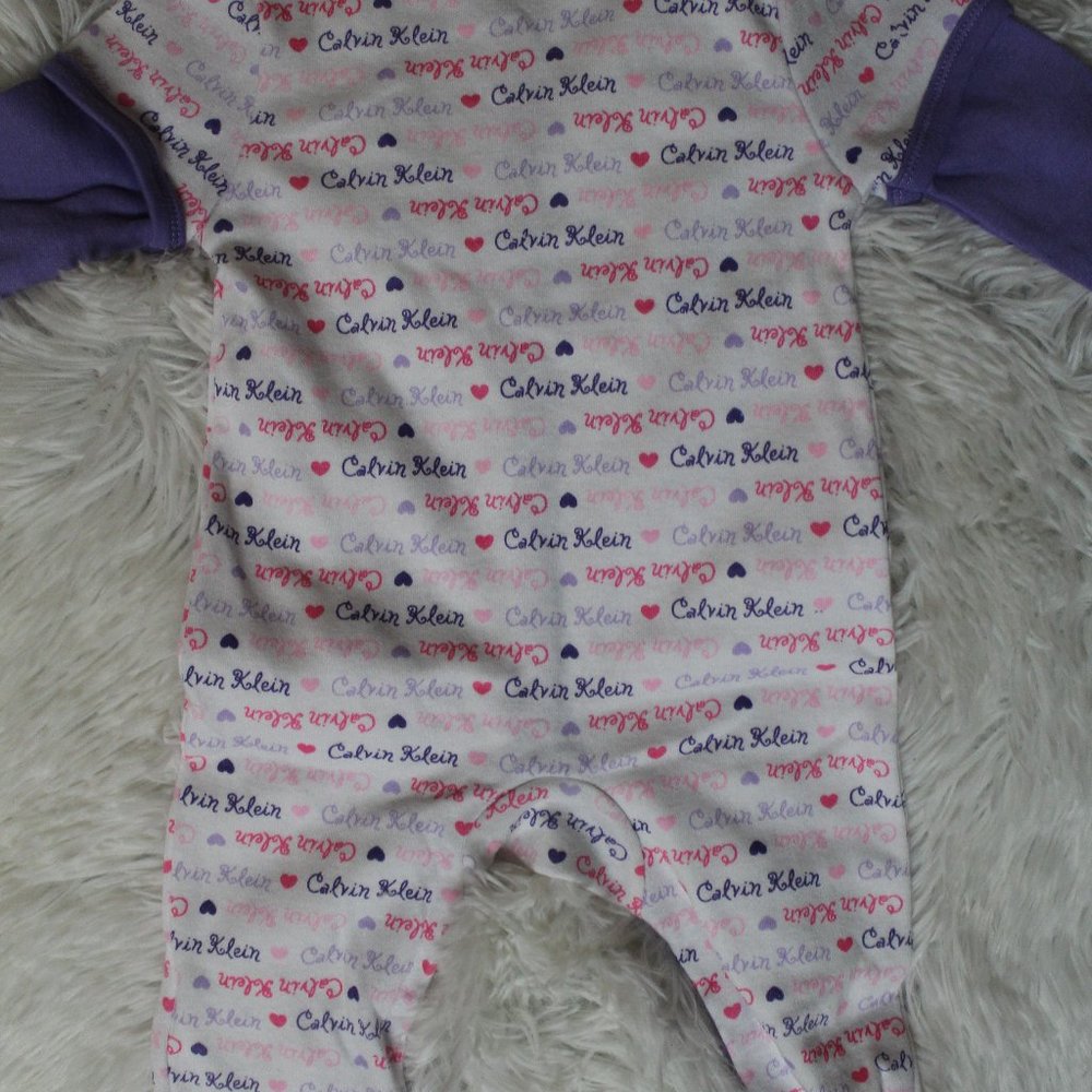 Calvin Klein Baby Girls Coverall Romper Bodysuit Signature CK Logo, 3-6M strechi - Picture 2 of 7
